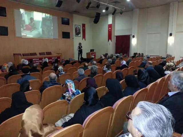 Türk Nefroloji, Diyaliz veTransplantasyon Hemşireleri Derneği dunya bobrek gunu 